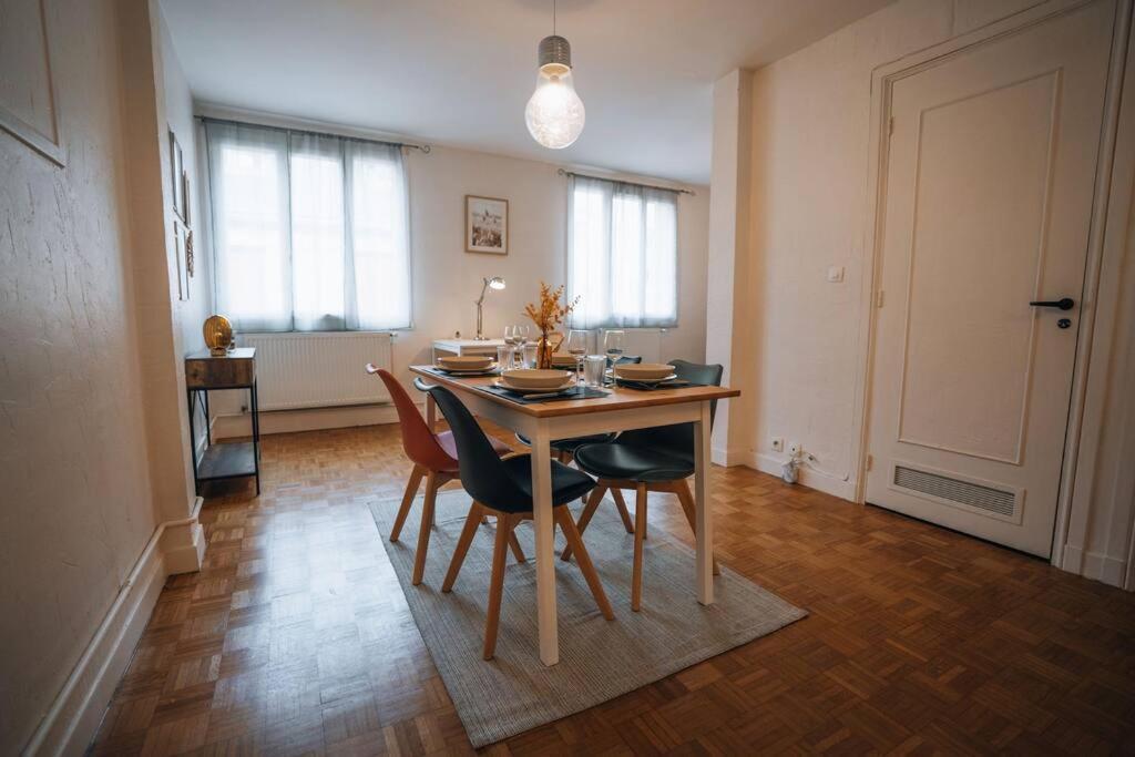 A Hauteur De Toits • Le Spacieux En Coeur De Ville Châteauroux Exteriör bild